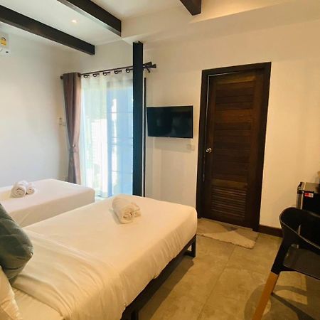 Hotel The Eight Ratvithi House Chiang Mai Esterno foto
