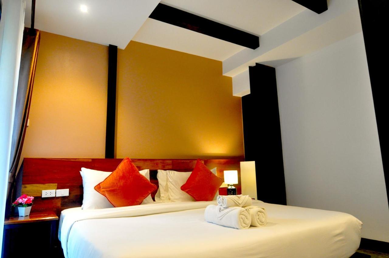 Hotel The Eight Ratvithi House Chiang Mai Esterno foto