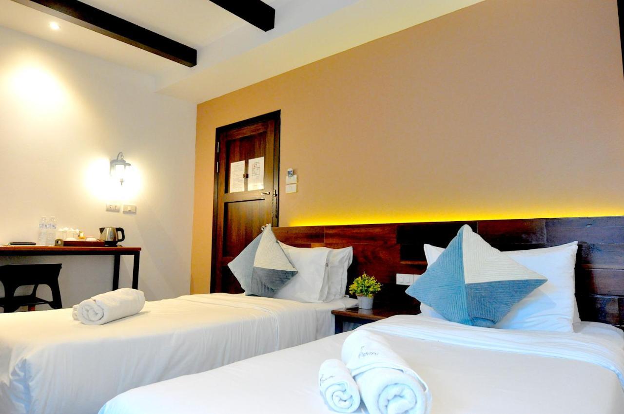 Hotel The Eight Ratvithi House Chiang Mai Esterno foto