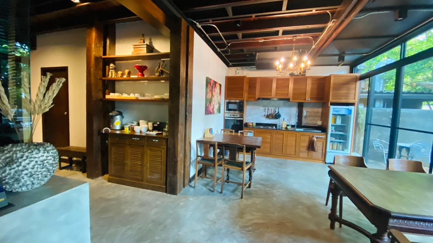 Hotel The Eight Ratvithi House Chiang Mai Esterno foto