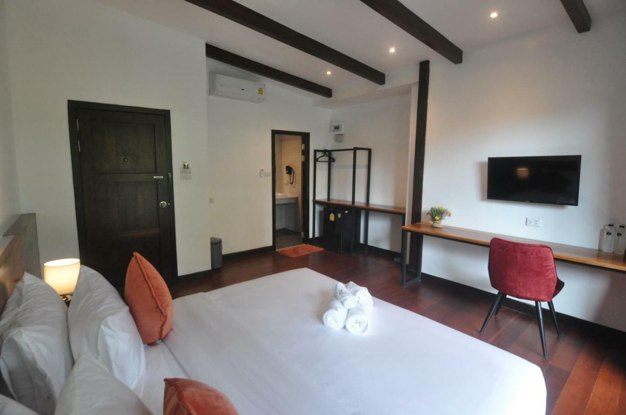 Hotel The Eight Ratvithi House Chiang Mai Esterno foto