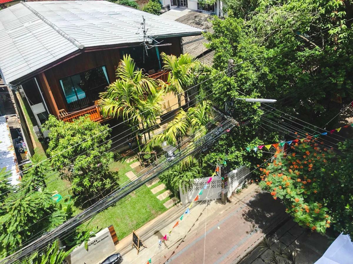 Hotel The Eight Ratvithi House Chiang Mai Esterno foto