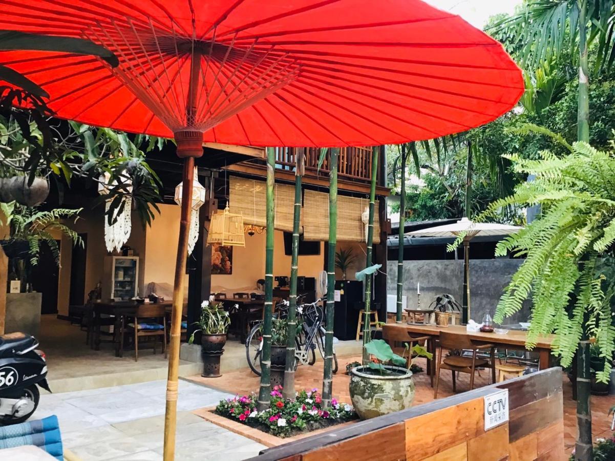 Hotel The Eight Ratvithi House Chiang Mai Esterno foto